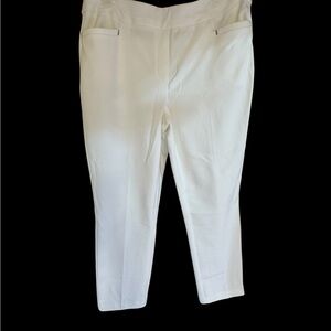 White Dress Pants Flat Front with Crisp Tailored Design pockets on back EUC‎